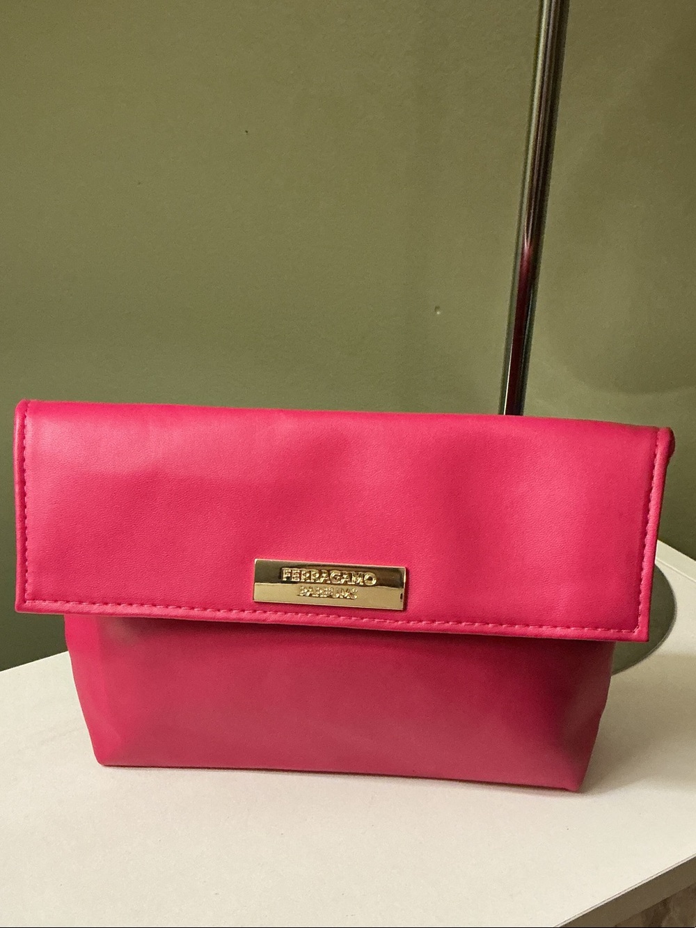 Salvatore Ferragamo Parfums for Turkish Airlines Hot Pink Wristlet Clutch New